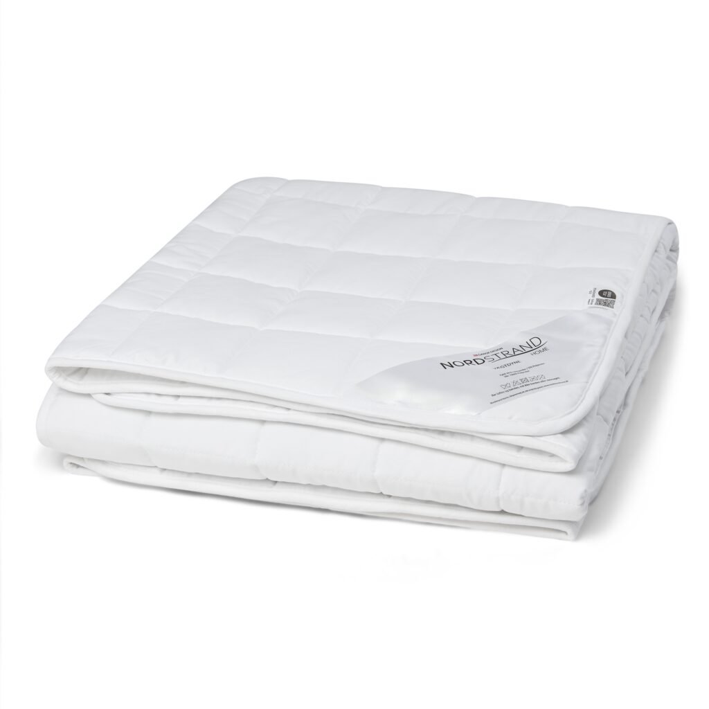 Tyngdedyne 140x220 cm - 4,4 kg vægtdyne med glasperler - Dyne med vægt - Nordstrand Home kugledyne